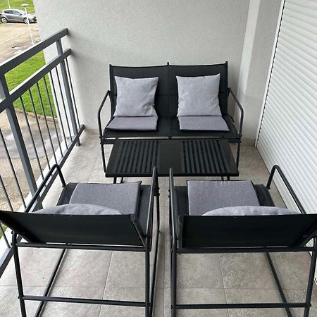 Apartman 8 Vrdnik Extérieur photo