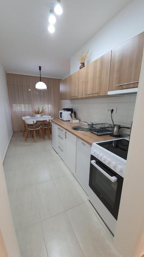 Apartman 8 Vrdnik Extérieur photo