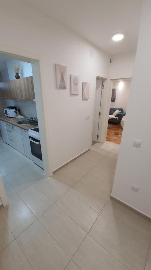 Apartman 8 Vrdnik Extérieur photo