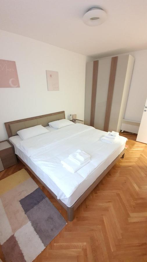 Apartman 8 Vrdnik Extérieur photo